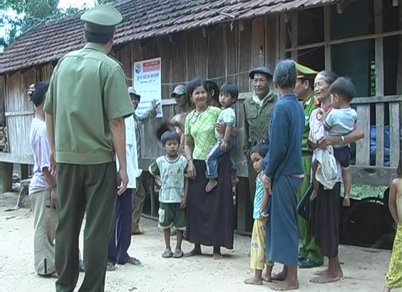 Lợi dụng hủ tục, chiếm đoạt tài sản và hại chết nạn nhân ảnh 3 Lợi dụng hủ tục, chiếm đoạt tài sản và hại chết nạn nhân ảnh 3