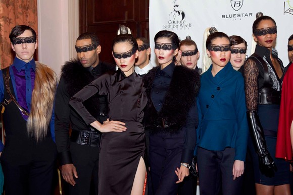 Project Runway tiếp tục tung thêm giải thưởng "khủng" để "dụ" thí sinh ảnh 2 Project Runway tiếp tục tung thêm giải thưởng "khủng" để "dụ" thí sinh ảnh 2