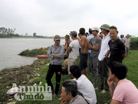 Chống cát tặc, một người dân bị đánh chấn thương sợ não ảnh 1 Chống cát tặc, một người dân bị đánh chấn thương sợ não ảnh 1