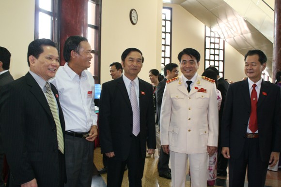 Chủ tịch QH Nguyễn Sinh Hùng: Tình hình biển Đông diễn biến hết sức phức tạp, khó lường ảnh 6 Chủ tịch QH Nguyễn Sinh Hùng: Tình hình biển Đông diễn biến hết sức phức tạp, khó lường ảnh 6