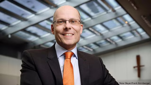 Điều phối viên của Chính phủ Đức về quan hệ với Mỹ và Canada Peter Beyer Điều phối viên của Chính phủ Đức về quan hệ với Mỹ và Canada Peter Beyer