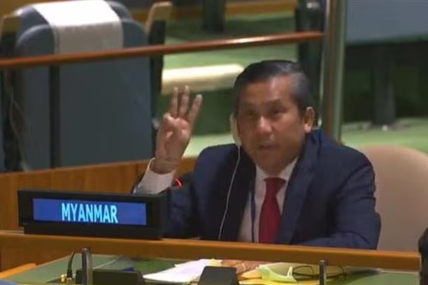 Đại sứ Myanmar tại Liên hợp quốc Kyaw Moe Tun Đại sứ Myanmar tại Liên hợp quốc Kyaw Moe Tun