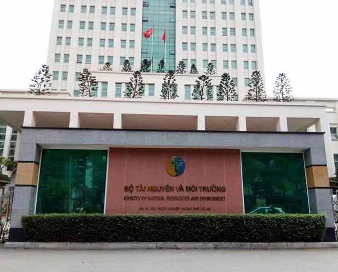 Trụ sở Bộ Tài nguyên và Môi trường trên đường Tôn Thất Thuyết Trụ sở Bộ Tài nguyên và Môi trường trên đường Tôn Thất Thuyết