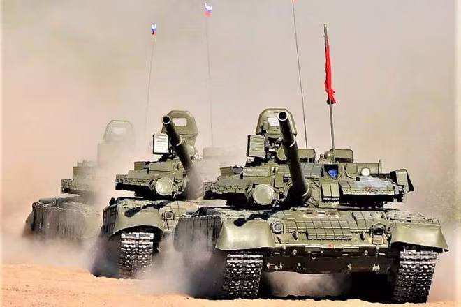 Xe tăng T-80 của Nga. Ảnh minh họa Xe tăng T-80 của Nga. Ảnh minh họa