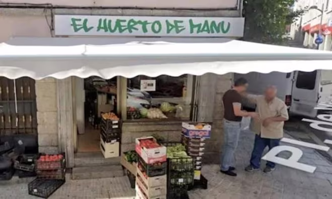 Trùm mafia Italy bị bắt giữ sau 20 năm trốn truy nã. Đây là bức ảnh giúp cảnh sát phát hiện vị trí của Gioacchino Gammino tại 1 thị trấn ở Tây Ban Nha Trùm mafia Italy bị bắt giữ sau 20 năm trốn truy nã. Đây là bức ảnh giúp cảnh sát phát hiện vị trí của Gioacchino Gammino tại 1 thị trấn ở Tây Ban Nha