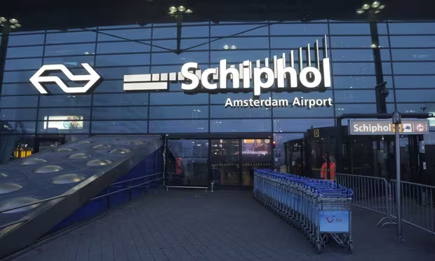 Sự cố xảy ra tại sân bay Schiphol ở Amsterdam, Hà Lan Sự cố xảy ra tại sân bay Schiphol ở Amsterdam, Hà Lan