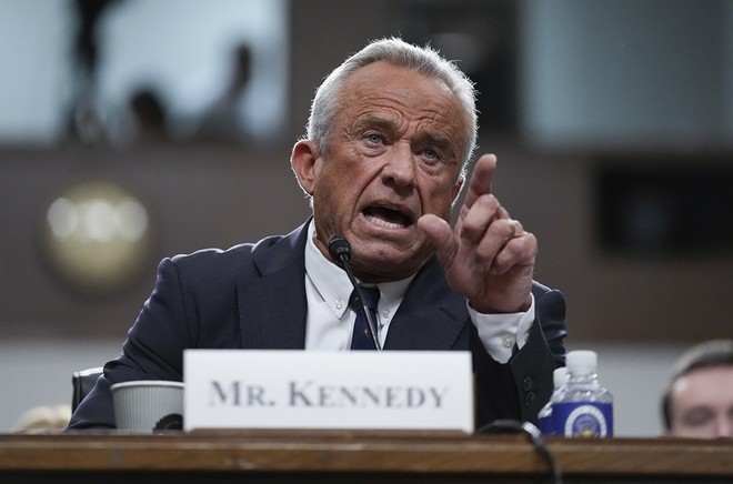 Bộ trưởng Y tế Mỹ Robert F. Kennedy Jr.