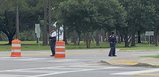 Lực lượng thực thi pháp luật tại hiện trường vụ nổ súng ở căn cứ Fort Stewart