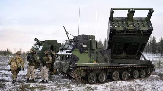 Lực lượng NATO tham gia diễn tập pháo binh tại Phần Lan Lực lượng NATO tham gia diễn tập pháo binh tại Phần Lan