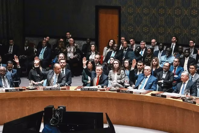 Đại diện các nước thành viên Hội đồng Bảo an Liên hợp quốc biểu quyết thông qua nghị quyết về Dải Gaza ngày 17-11 Đại diện các nước thành viên Hội đồng Bảo an Liên hợp quốc biểu quyết thông qua nghị quyết về Dải Gaza ngày 17-11