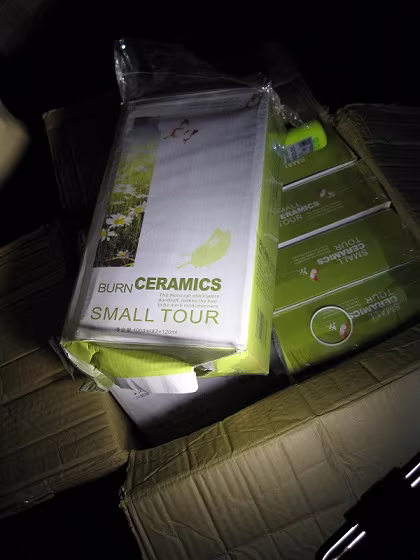 Ôtô lắp biển giả, chở 71 kiện hàng lậu về Hà Nội tiêu thụ ảnh 3 Ôtô lắp biển giả, chở 71 kiện hàng lậu về Hà Nội tiêu thụ ảnh 3