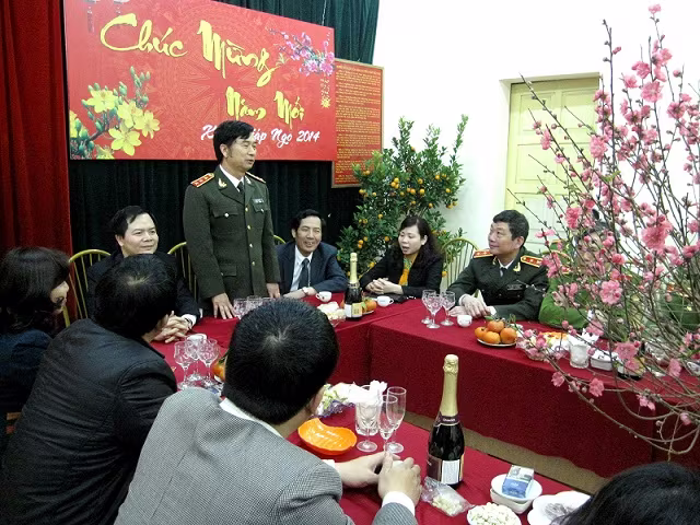 Thứ trưởng Thường trực Đặng Văn Hiếu thăm, chúc Tết CAQ Tây Hồ ảnh 4