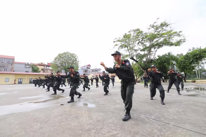 Cảnh sát cơ động "vượt nắng thắng mưa" tôi rèn nghiệp vụ ảnh 6