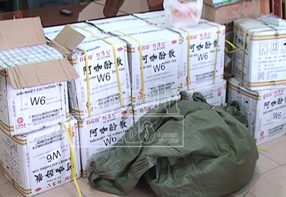 Thuốc tân dược không rõ nguồn gốc “ngang nhiên” vào thành phố ảnh 4 Thuốc tân dược không rõ nguồn gốc “ngang nhiên” vào thành phố ảnh 4