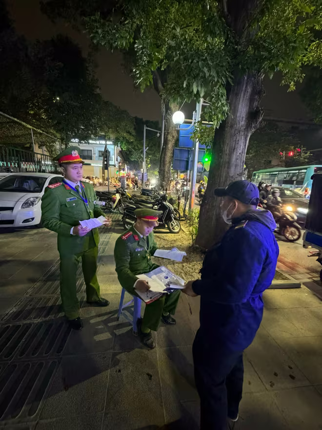 Hàng chục điểm trông giữ xe vi phạm bị xử lý Hàng chục điểm trông giữ xe vi phạm bị xử lý