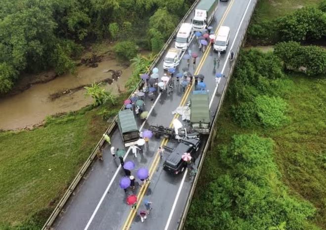 Hiện trường vụ tai nạn Hiện trường vụ tai nạn