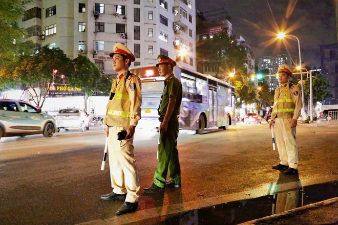 Lực lượng Cảnh sát giao thông duy trì tuần tra 24/24h nhằm kịp thời phát hiện các vi phạm trong hoạt động vận tải