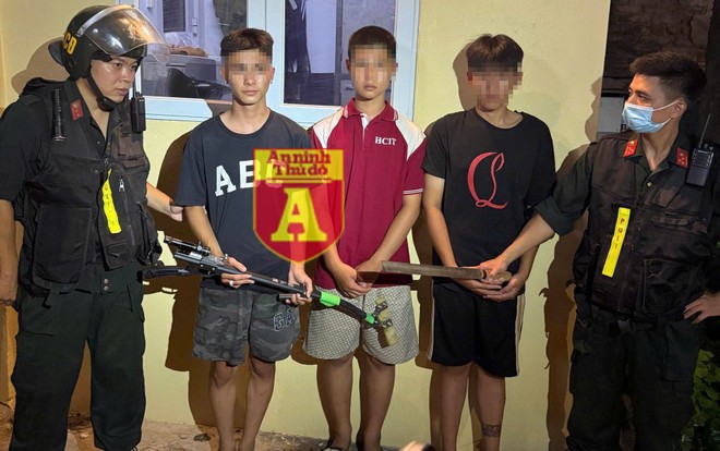 Các đối tượng mang theo hung khí với mục đích thấy ai &quot;ngứa mắt&quot; là đe dọa