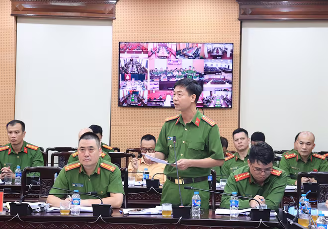 Trung tá Hoàng Thế Hiển - Đội trưởng Đội Trọng án, Phòng Cảnh sát hình sự tham luận một số giải pháp phòng ngừa, kéo giảm tội phạm cố ý gây thương tích Trung tá Hoàng Thế Hiển - Đội trưởng Đội Trọng án, Phòng Cảnh sát hình sự tham luận một số giải pháp phòng ngừa, kéo giảm tội phạm cố ý gây thương tích