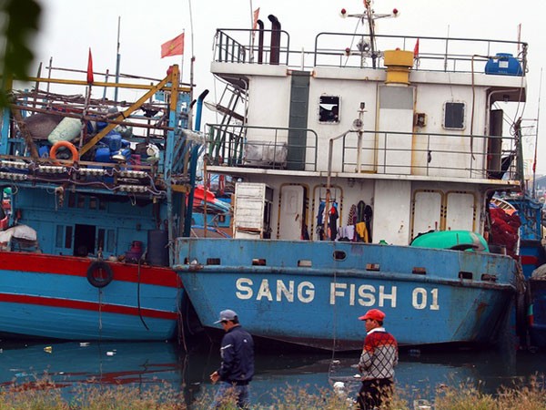 Ngư dân trả lại tàu vỏ thép vì đi 10 chuyến hỏng 4 lần ảnh 1 Ngư dân trả lại tàu vỏ thép vì đi 10 chuyến hỏng 4 lần ảnh 1