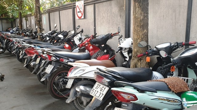 Gửi Xe Máy Ở Bến Xe Nước Ngầm: Nhanh Chóng, An Toàn, Giá Tốt