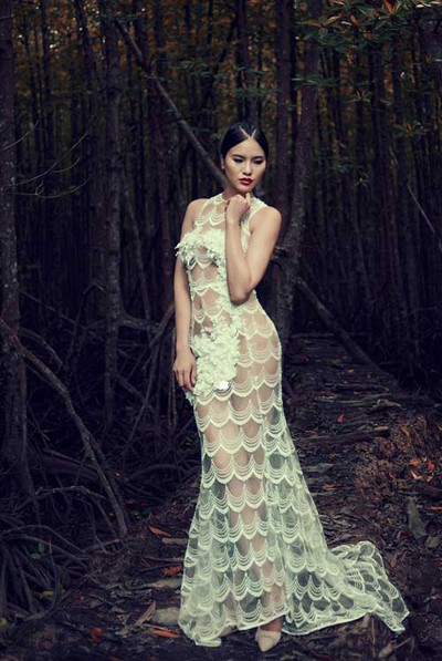 “Gái quê” Lê Thị Phương "lột xác", diện váy xuyên thấu nóng bỏng ảnh 4 “Gái quê” Lê Thị Phương "lột xác", diện váy xuyên thấu nóng bỏng ảnh 4
