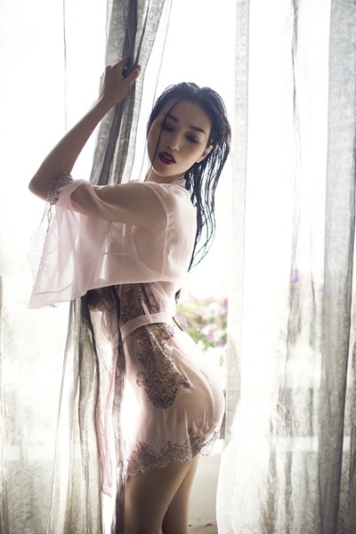 Khánh My tiếp tục tung ảnh nóng bỏng không nội y ảnh 4 Khánh My tiếp tục tung ảnh nóng bỏng không nội y ảnh 4