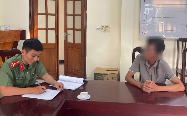 Cán bộ Công an xã Dương Hòa mời cá nhân liên quan đến làm việc Cán bộ Công an xã Dương Hòa mời cá nhân liên quan đến làm việc