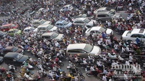 Đường Hà Nội ùn tắc vì có quá nhiều xe cá nhân ảnh 1 Đường Hà Nội ùn tắc vì có quá nhiều xe cá nhân ảnh 1