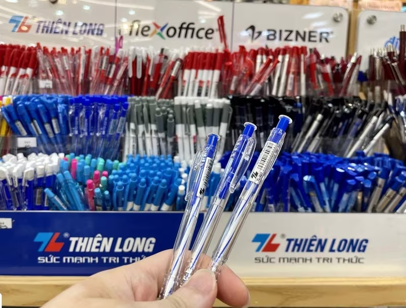 Tập đoàn Thiên Long sở hữu thương hiệu bút bi Thiên Long quen thuộc với người Việt Tập đoàn Thiên Long sở hữu thương hiệu bút bi Thiên Long quen thuộc với người Việt