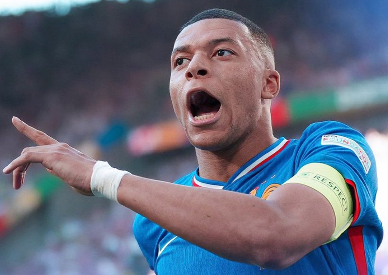 Kylian Mbappe một trong những cầu thủ trẻ xuất sắc nhất thế giới