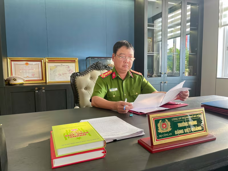 Đại tá Đặng Việt Quảng - Trưởng Phòng Cảnh sát hình sự, Công an thành phố Hà Nội Đại tá Đặng Việt Quảng - Trưởng Phòng Cảnh sát hình sự, Công an thành phố Hà Nội